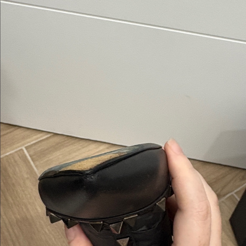 Valentino Garavani Noir 100MM Rockstud Slingback - Picture 15 of 16